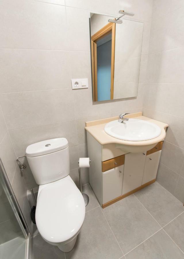 Laurel 12 Logrono